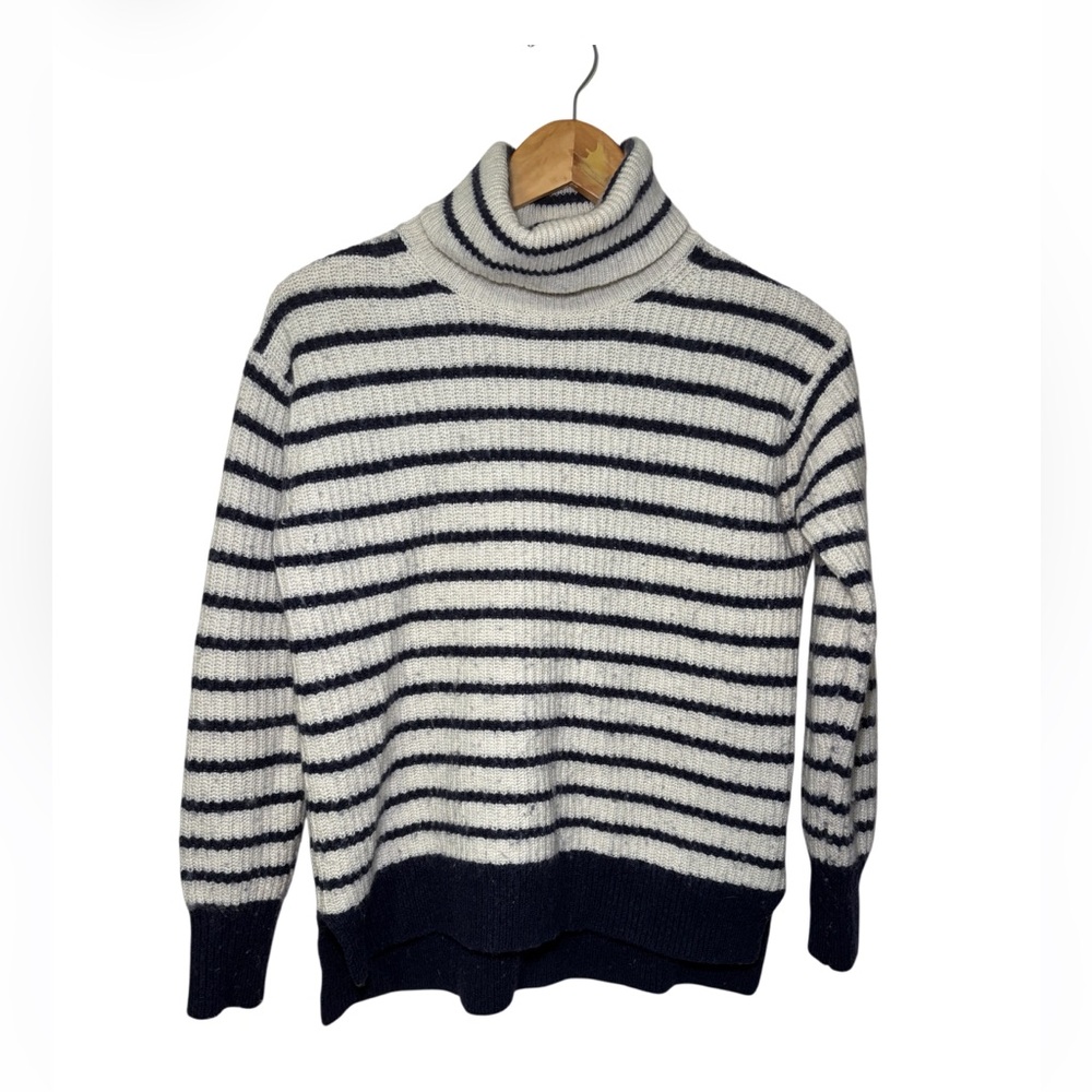 J. Crew Wool Ribbed Cream & Navy Stripe Turtleneck Long Sleeve Sweater XS Preppy